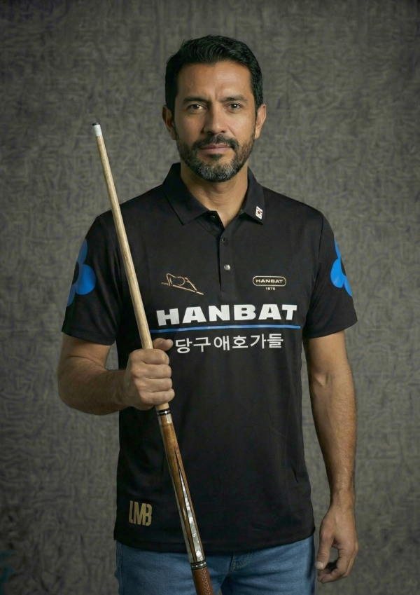 Camiseta Premium - Hanbat Flor Azul - Negro