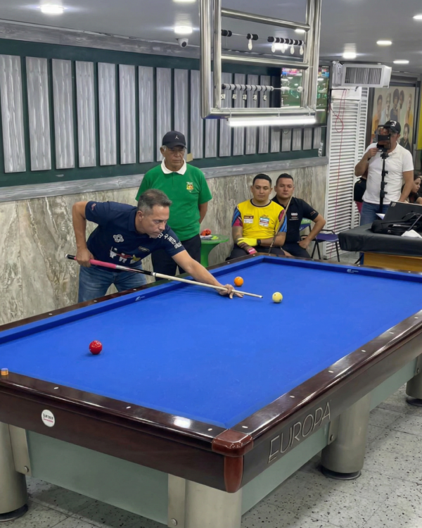 Camiseta Premium - Hanbat  Billaristas - Azul Oscuro